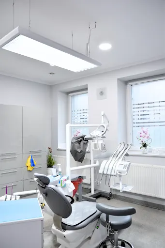 Stomatologia SUPER-DENT